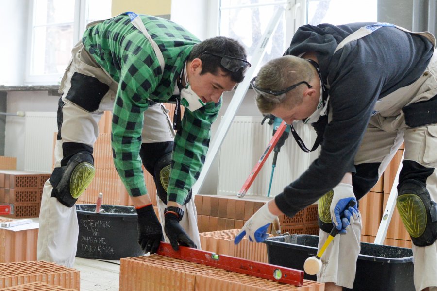 Kto ma większe wymagania: pracownik czy pracodawca?