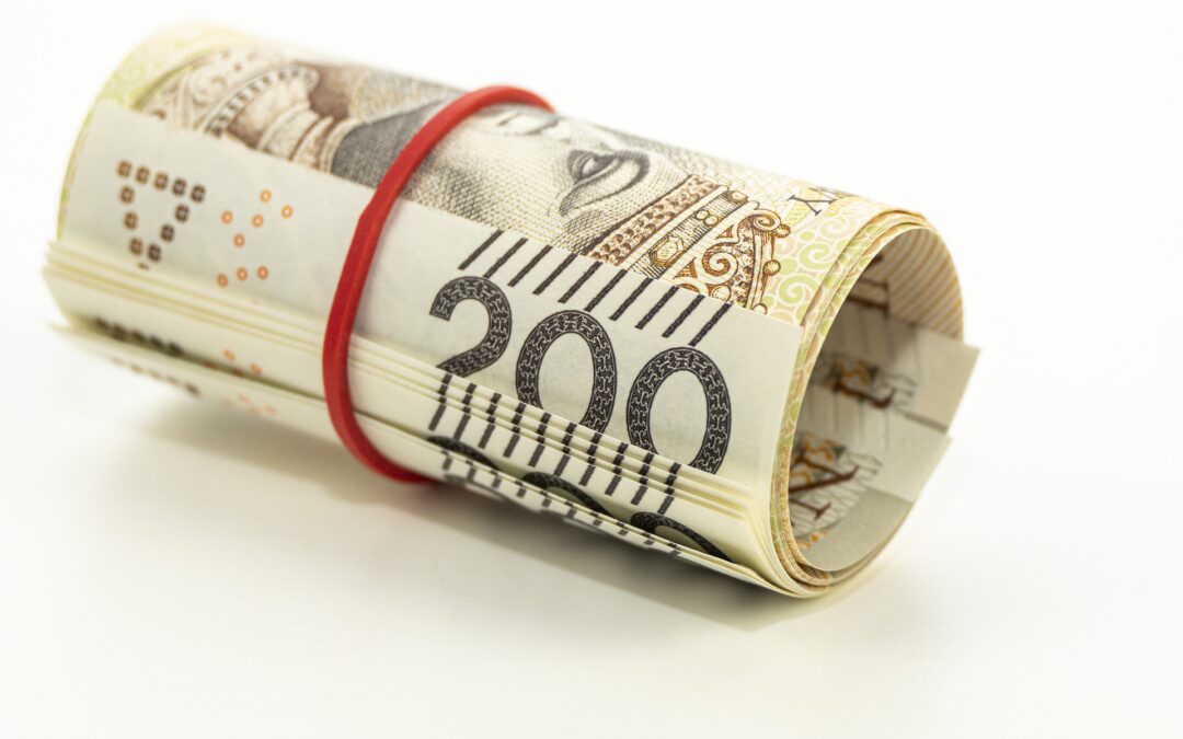 6 tys. złotych brutto. Tyle wynosi średnia wysokość wynagrodzenia według najnowszych danych GUS