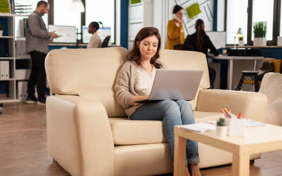 Pracodawcy w Polsce nie chcą kontynuować pracy zdalnej. Prawie 9 na 10 pracowników wróci do siedzib firm