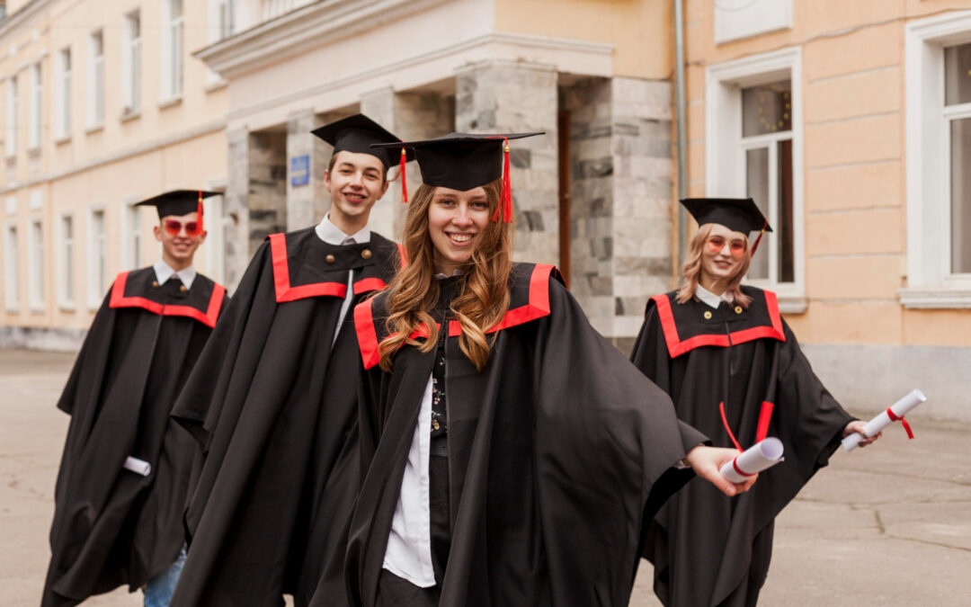 Ponad 60% młodych uważa, że kończenie studiów nie jest konieczne, by z powodzeniem rozwijać karierę zawodową