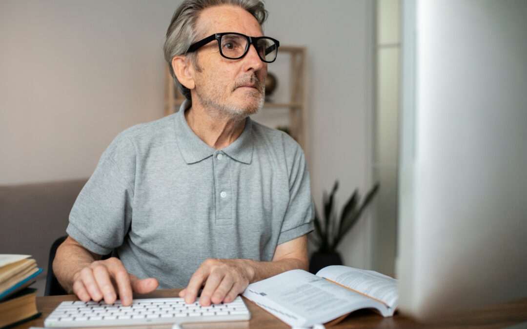 754 tys. emerytów dorabia do emerytury. Ile zarobią i dlaczego ich aktywizacja jest kluczowa dla rynku pracy?