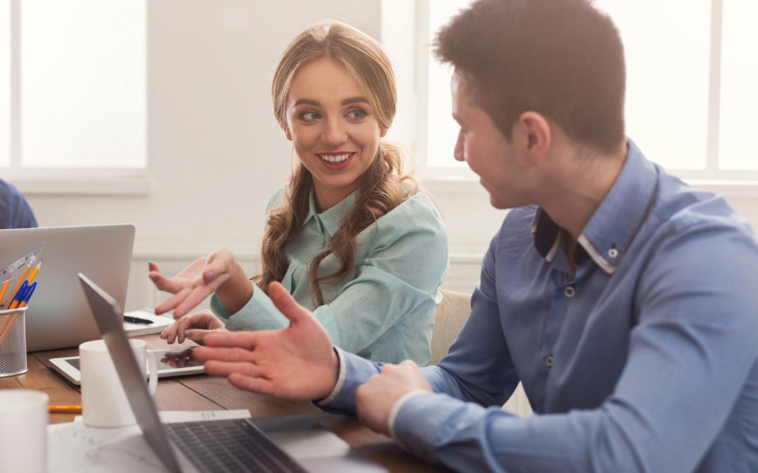 Aż 66% Polaków dąży do nawiązywania bliskich relacji w pracy. Co piąty wszedł w związek ze współpracownikiem.