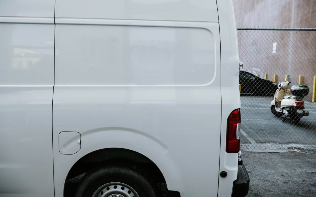 Jaki samochód dostawczy wybrać w leasingu? Popularne modele pojazdów w Polsce