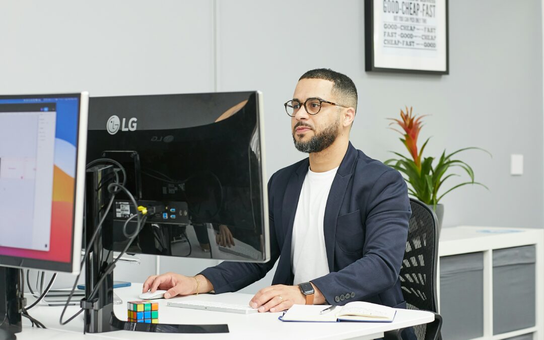 Spedytor czy dyspozytor? Sprawdź, do której roli w branży TSL pasujesz bardziej