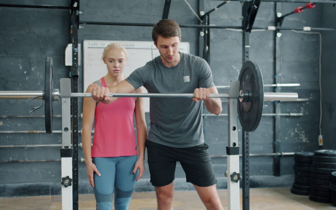 Praca w branży fitness i dietetyki – jak zdobyć kompetencje i rozpocząć karierę?